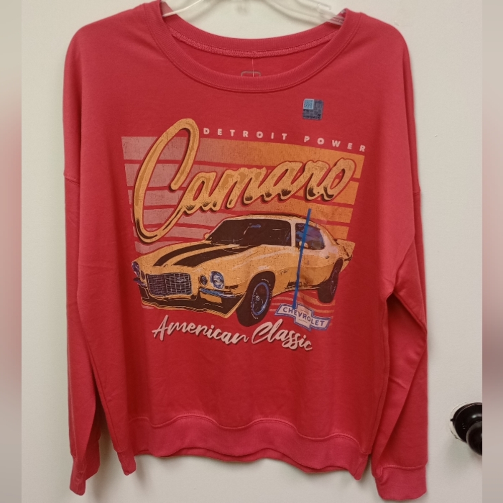GENERAL MOTORS CAMARO Z28 RED SWEATSHIRT SIZE LARGE NEW WITH TAGS